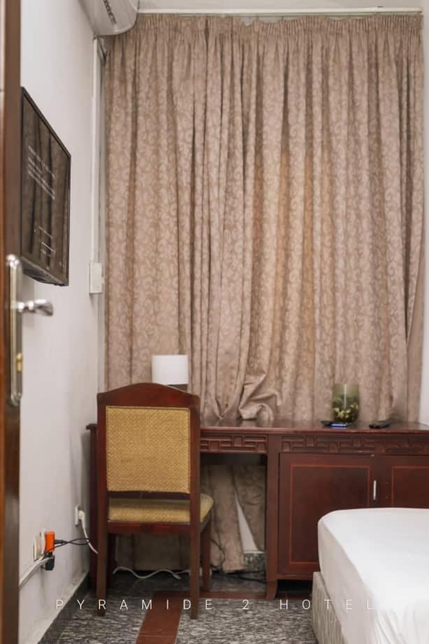 Pyramide II Hotel Kinshasa Ngoại thất bức ảnh